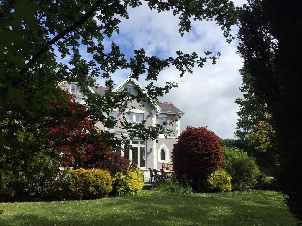 Llwyn Country House Llanelli Exterior photo